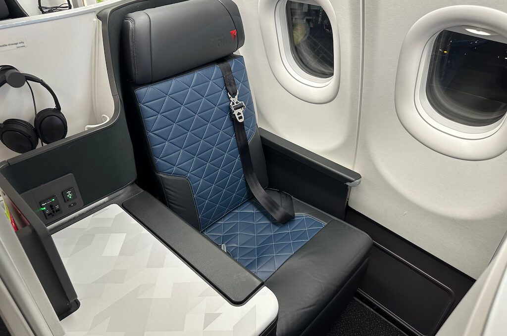 Delta One Suite A330-900neo 